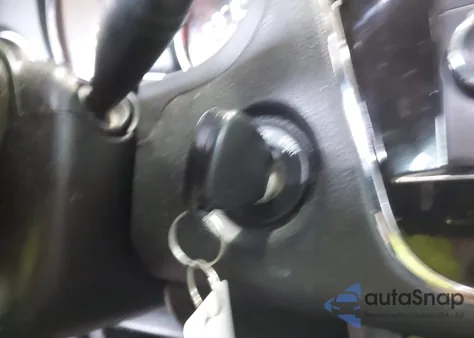 2014 Chrysler 200 Touring z USA, uszkodzony, nr VIN 1C3CCBBB2EN185021